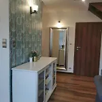 Dom Na Skraju * Łukęcin