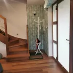 Dom Na Skraju
