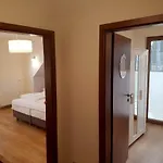 Dom Na Skraju Łukęcin