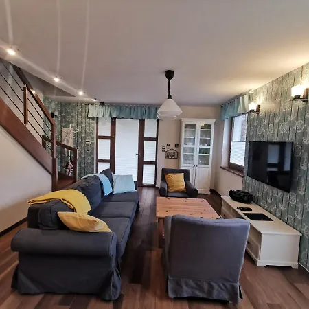 Dom Na Skraju Hébergement de vacances Łukęcin