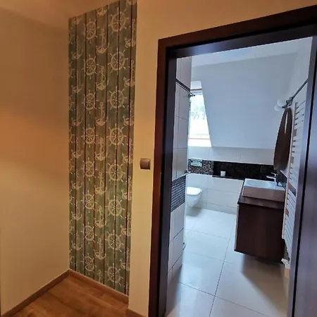 Dom Na Skraju *