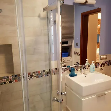 Dom wakacyjny Dom Na Skraju Łukęcin