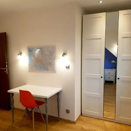 Dom Na Skraju Łukęcin