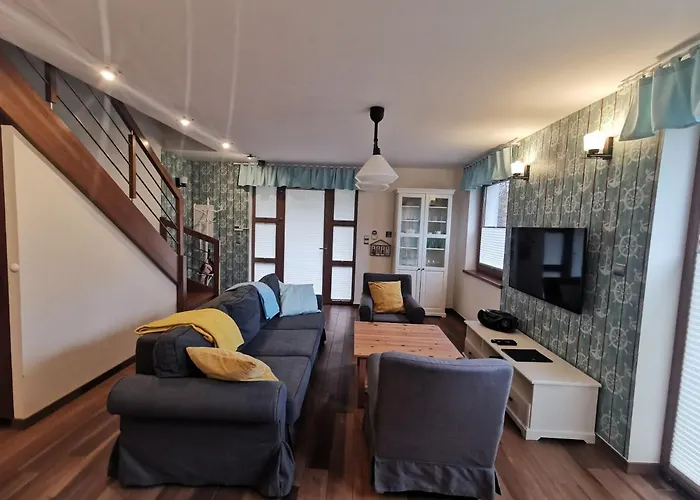 Dom Na Skraju Сasa de vacaciones Łukęcin