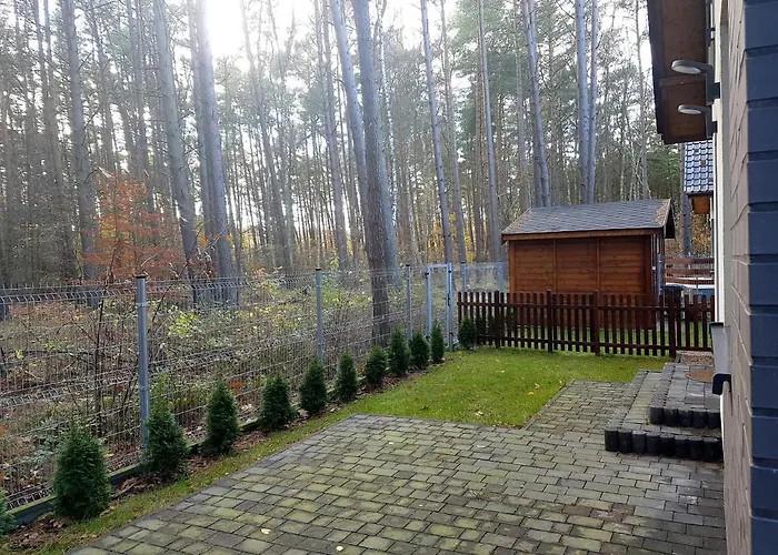 Dom Na Skraju Сasa de vacaciones Łukęcin